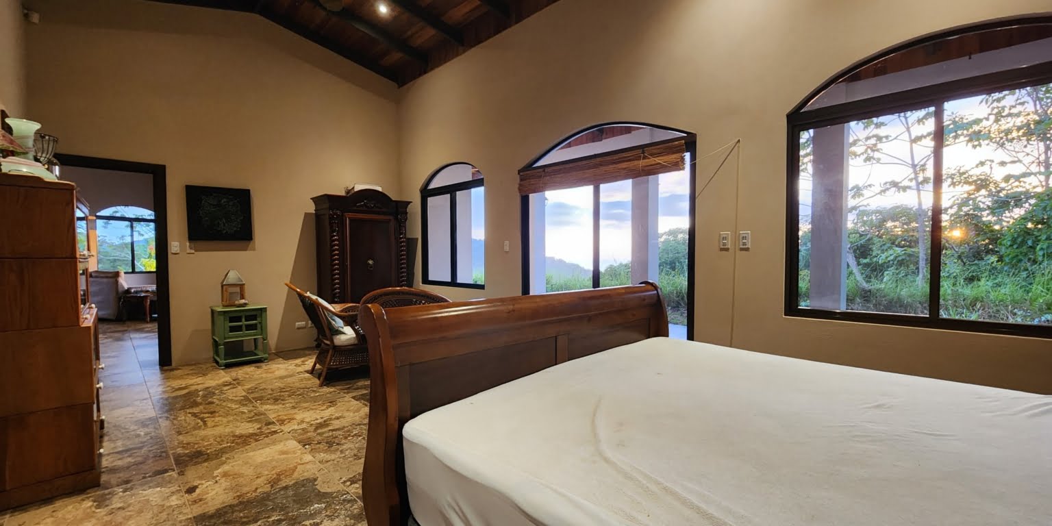 PLT173 – 22 Private Luxury Ocean View 2-Bedroom Home on 2.5 Acres for Great Privacy and Great Rental Potential in Platanillo above Dominical Costa Rica