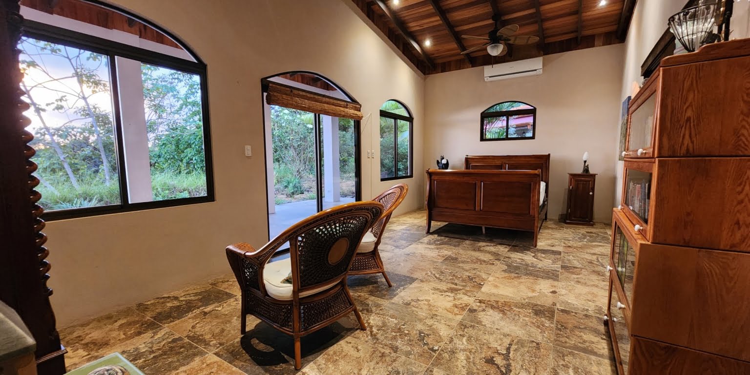 PLT173 – 21 Private Luxury Ocean View 2-Bedroom Home on 2.5 Acres for Great Privacy and Great Rental Potential in Platanillo above Dominical Costa Rica