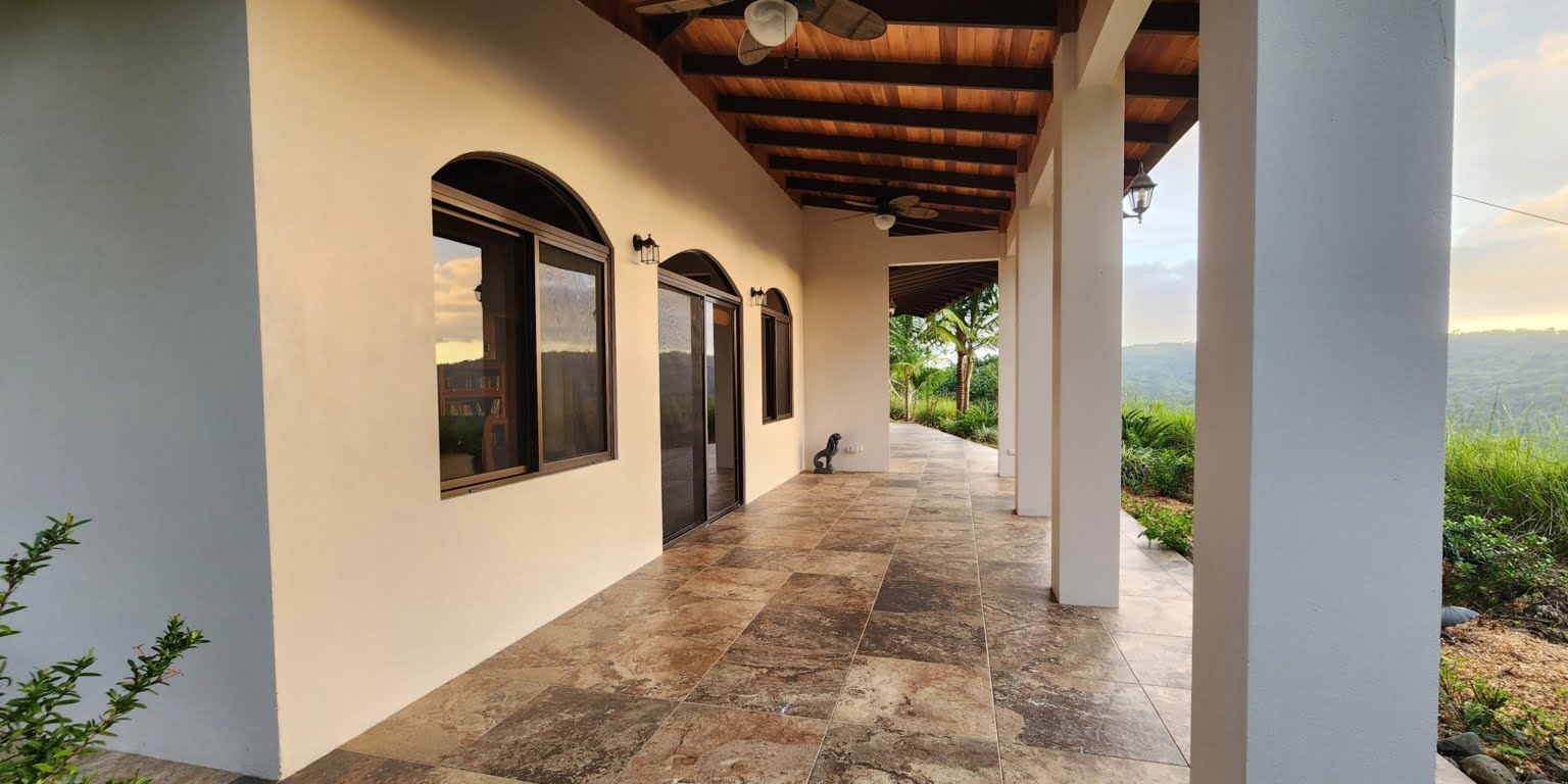 PLT173 – 10 Private Luxury Ocean View 2-Bedroom Home on 2.5 Acres for Great Privacy and Great Rental Potential in Platanillo above Dominical Costa Rica