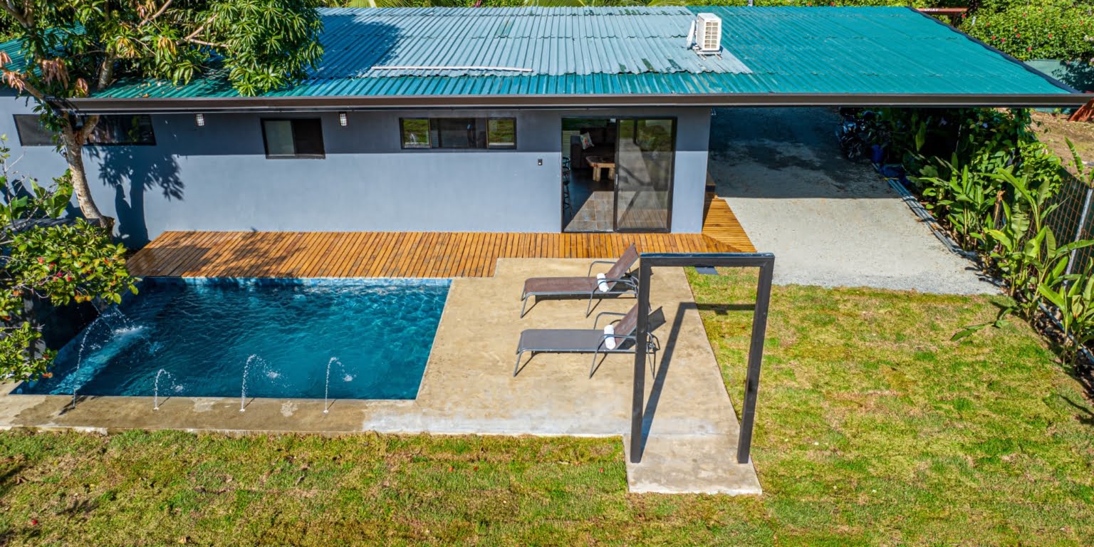 Cozy 1-Bedroom Hatillo Hideaway with with Pool only a Short Drive to the Beach in Hatillo near Dominical Costa Rica Cozy 1-Bedroom Hatillo Hideaway with with Pool only a Short Drive to the Beach in Hatillo near Dominical Costa Rica