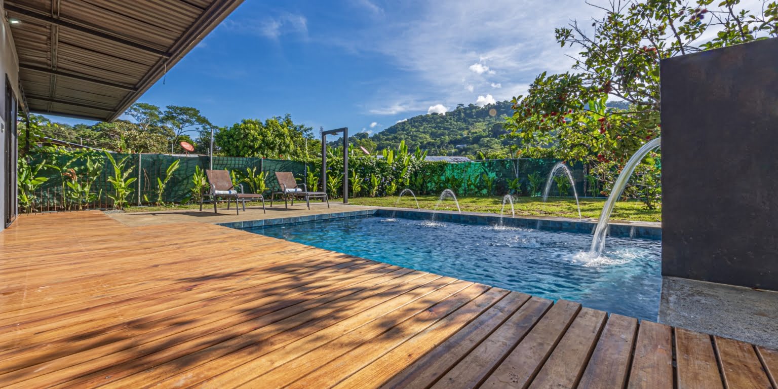 Cozy 1-Bedroom Hatillo Hideaway with with Pool only a Short Drive to the Beach in Hatillo near Dominical Costa Rica Cozy 1-Bedroom Hatillo Hideaway with with Pool only a Short Drive to the Beach in Hatillo near Dominical Costa Rica