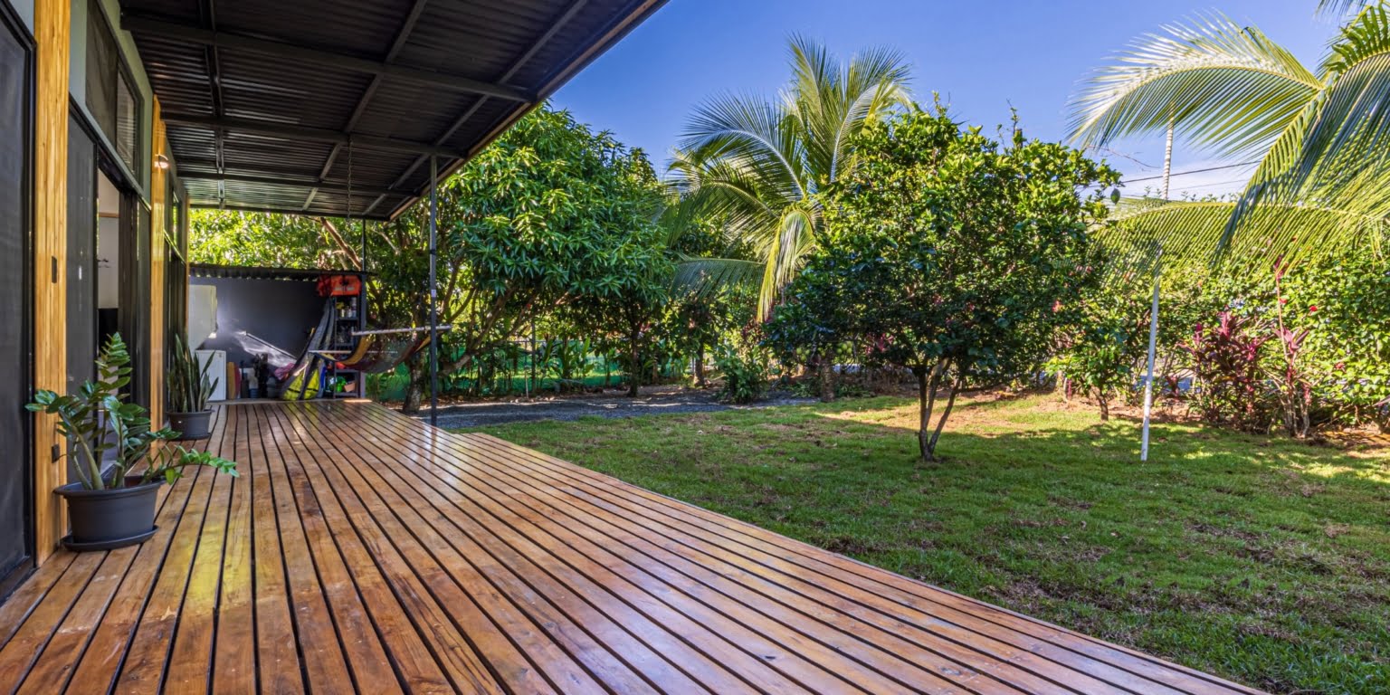 Cozy 1-Bedroom Hatillo Hideaway with with Pool only a Short Drive to the Beach in Hatillo near Dominical Costa Rica Cozy 1-Bedroom Hatillo Hideaway with with Pool only a Short Drive to the Beach in Hatillo near Dominical Costa Rica