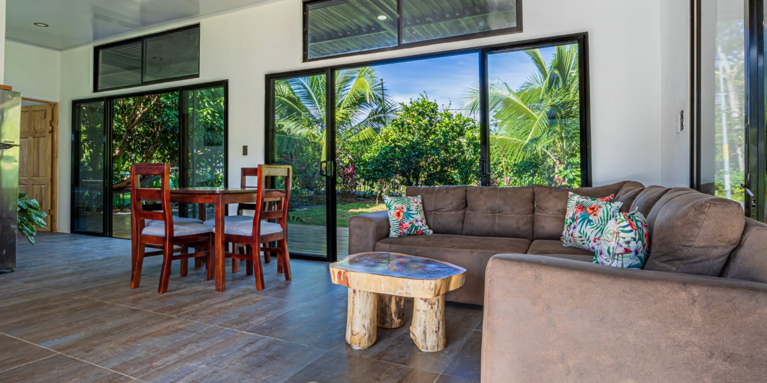 Cozy 1-Bedroom Hatillo Hideaway with with Pool only a Short Drive to the Beach in Hatillo near Dominical Costa Rica Cozy 1-Bedroom Hatillo Hideaway with with Pool only a Short Drive to the Beach in Hatillo near Dominical Costa Rica