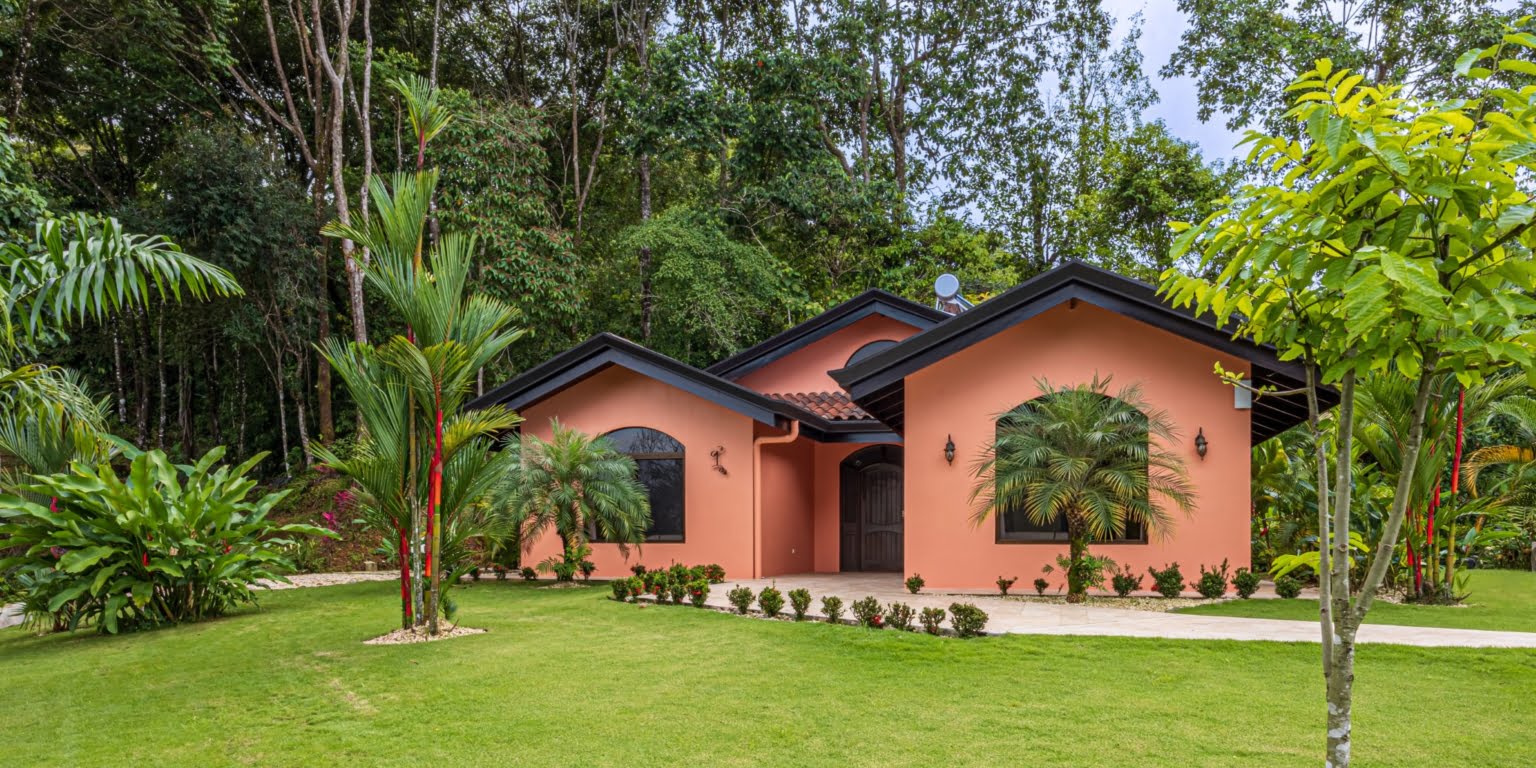 4H1A3761-HDR Extraordinary Luxury Estate with 4 Villas with Exquisite Detail & Whale’s Tail Views in Uvita Costa Rica