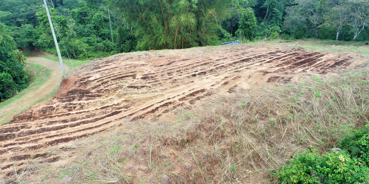 Expansive 9+ Acre Land with 360 Panoramic Views & Highway Frontage Perfect for Resort or Multiple Homes South of Ojochal Costa Rica