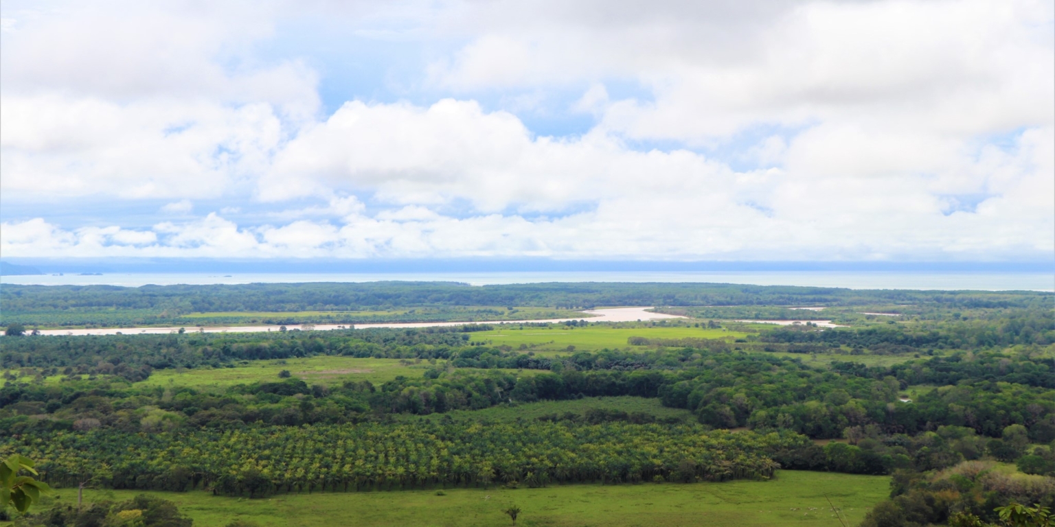 Expansive 9+ Acre Land with 360 Panoramic Views & Highway Frontage Perfect for Resort or Multiple Homes South of Ojochal Costa Rica