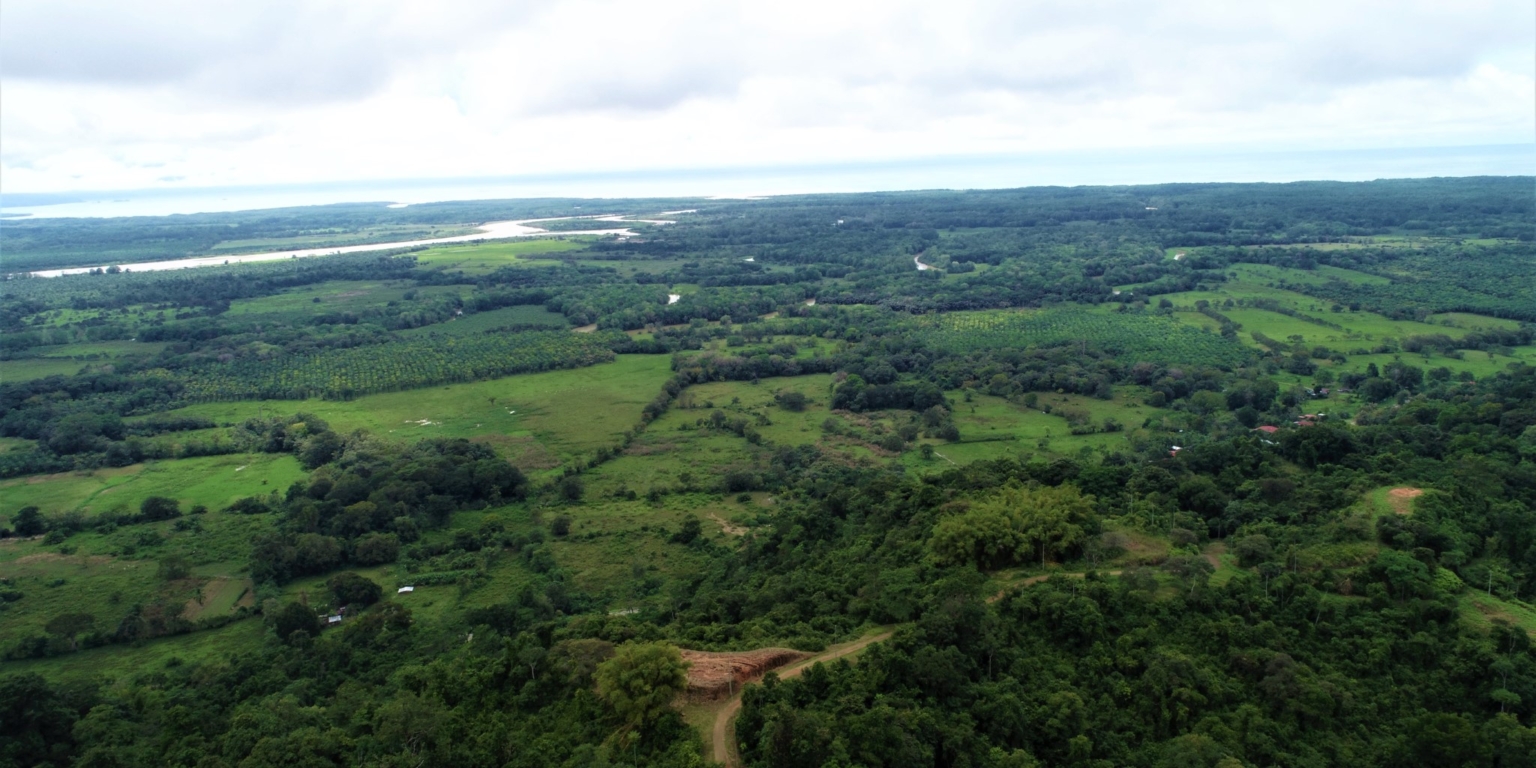 Expansive 9+ Acre Land with 360 Panoramic Views & Highway Frontage Perfect for Resort or Multiple Homes South of Ojochal Costa Rica