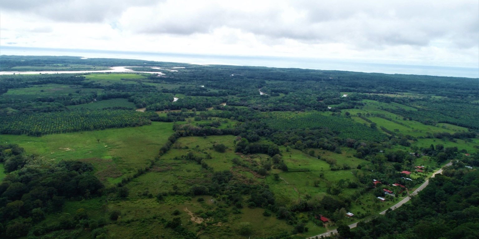 Expansive 9+ Acre Land with 360 Panoramic Views & Highway Frontage Perfect for Resort or Multiple Homes South of Ojochal Costa Rica