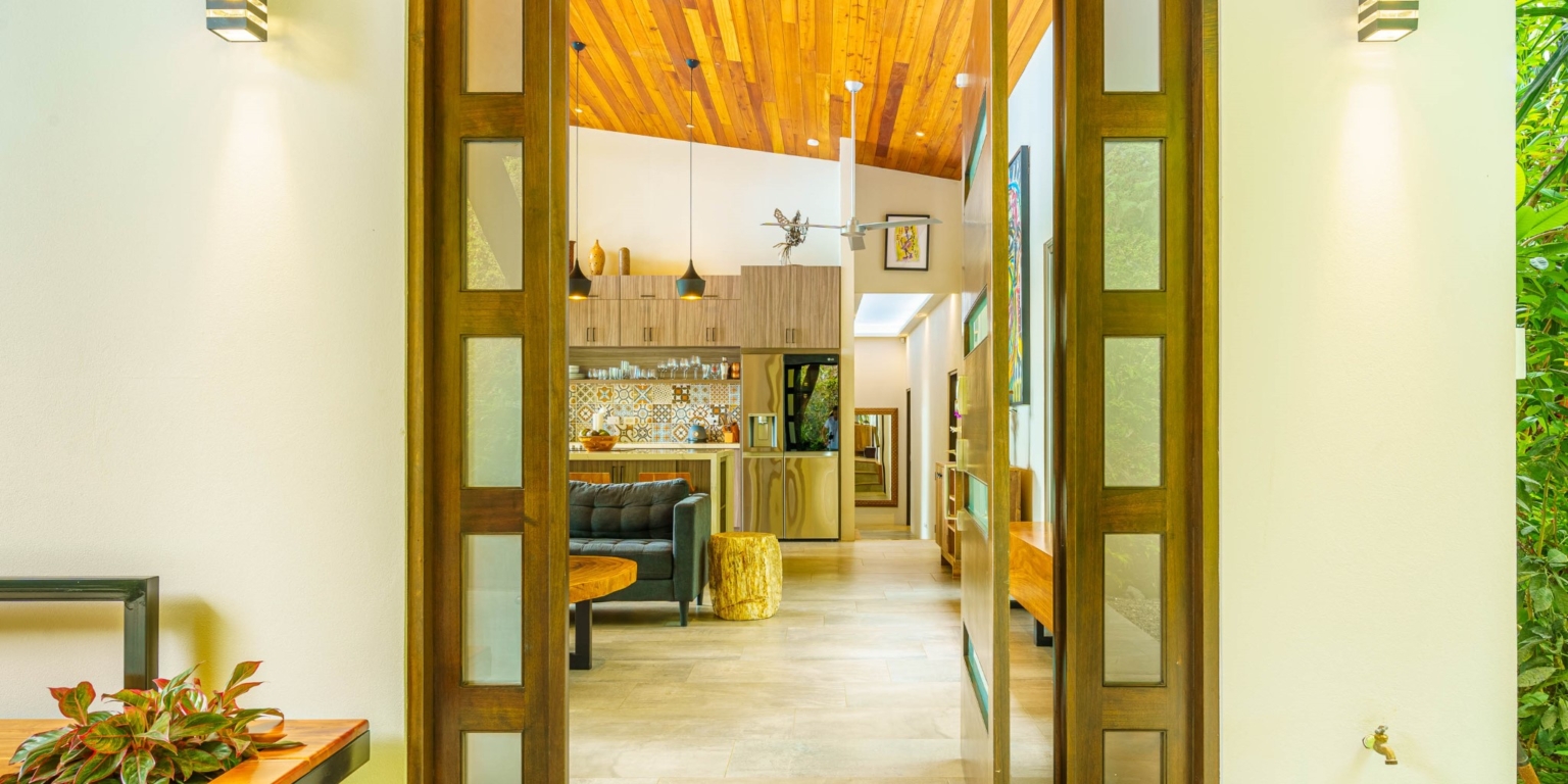 Luxury 4-Bedroom Home with Ocean View & Incredible Jungle Surroundings in Tropical Elegance above Uvita Costa Rica