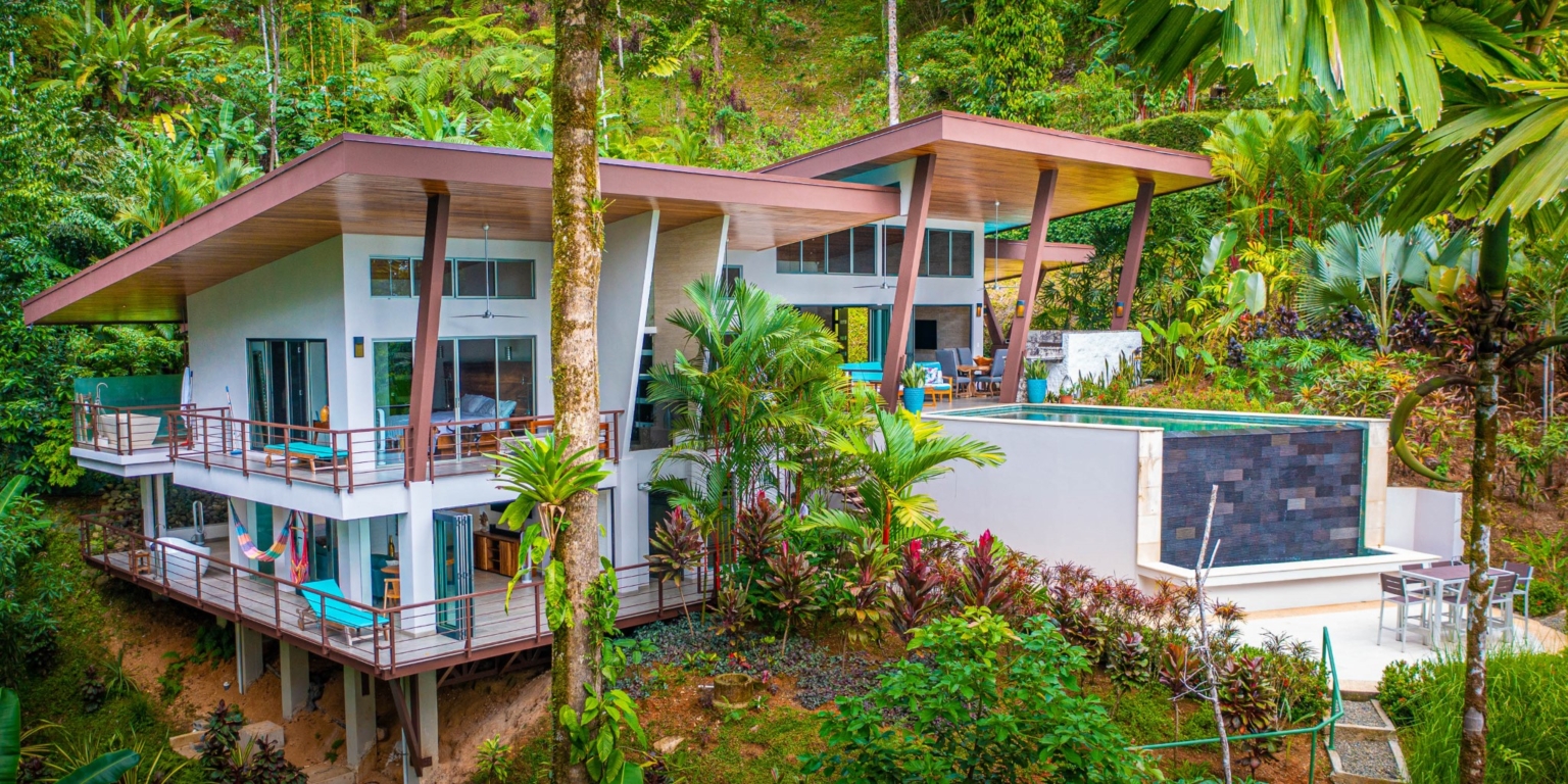 Luxury 4-Bedroom Home with Ocean View & Incredible Jungle Surroundings in Tropical Elegance above Uvita Costa Rica