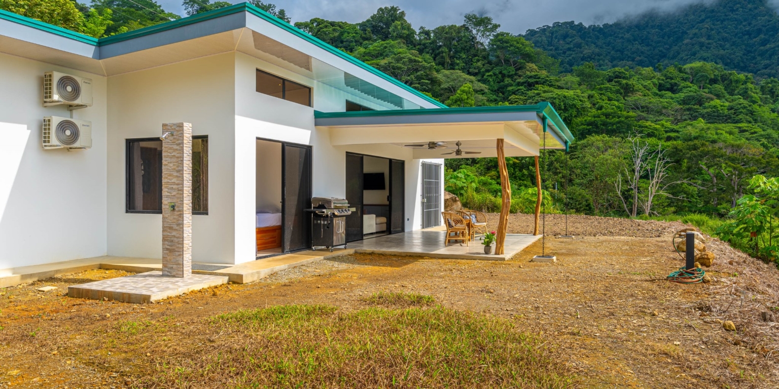 DSC09888-HDR Magnificent Mountain View Home on Cinco Ventanas Road in Ojochal Costa Rica