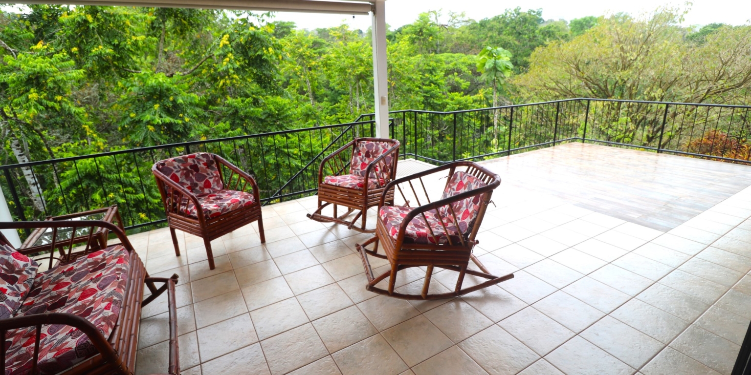 1 (24) Home with 3-Bedrooms with River Border in Easy Access Location in Ojochal Costa Rica