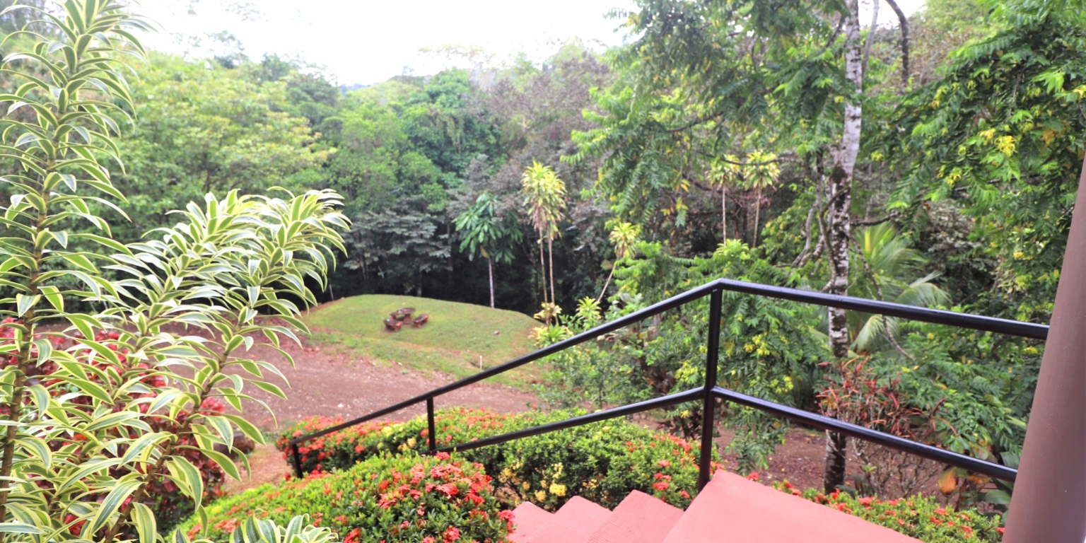 1 (19) Home with 3-Bedrooms with River Border in Easy Access Location in Ojochal Costa Rica