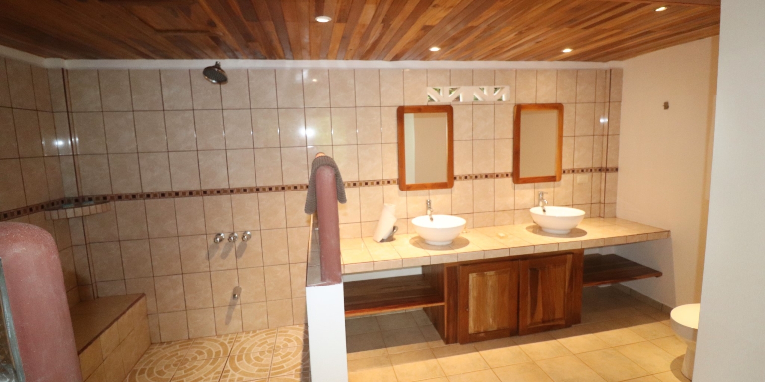 1 (15) Home with 3-Bedrooms with River Border in Easy Access Location in Ojochal Costa Rica