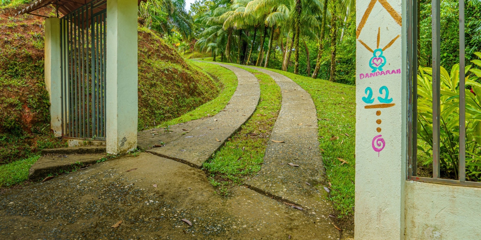 Beautiful 3-Bedroom Home with Cabin, River & Jungle on a 3 Acre Property in Tres Rios Costa Rica