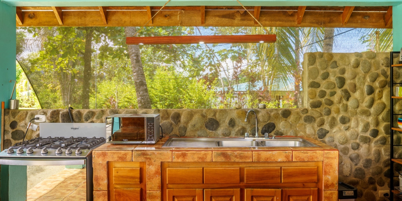 Turn Key, Central Location Casitas & Outstanding Villas in Ojochal Costa Rica Turn Key, Central Location Casitas & Outstanding Villas in Ojochal Costa Rica