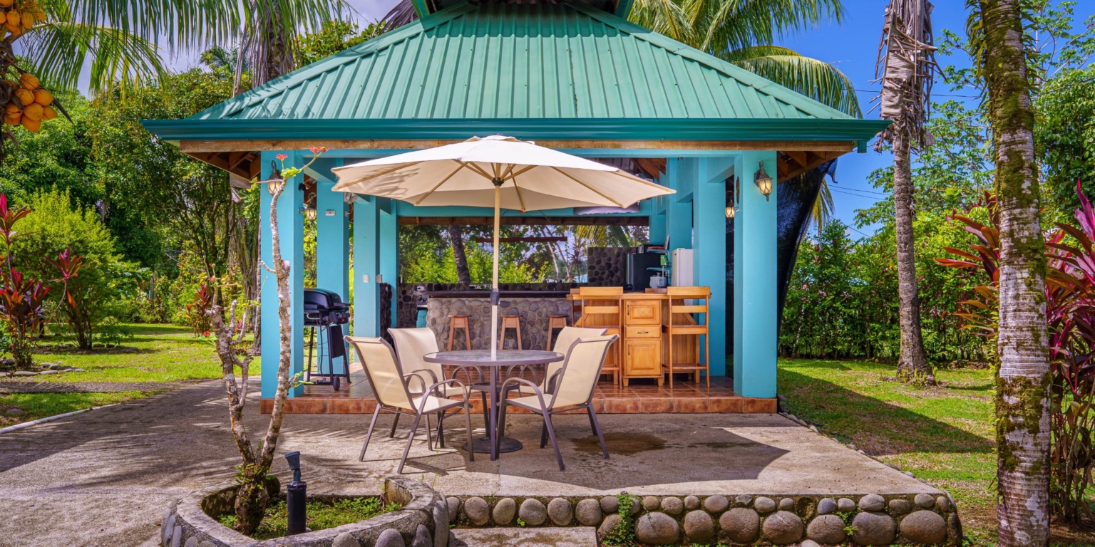 Turn Key, Central Location Casitas & Outstanding Villas in Ojochal Costa Rica Turn Key, Central Location Casitas & Outstanding Villas in Ojochal Costa Rica