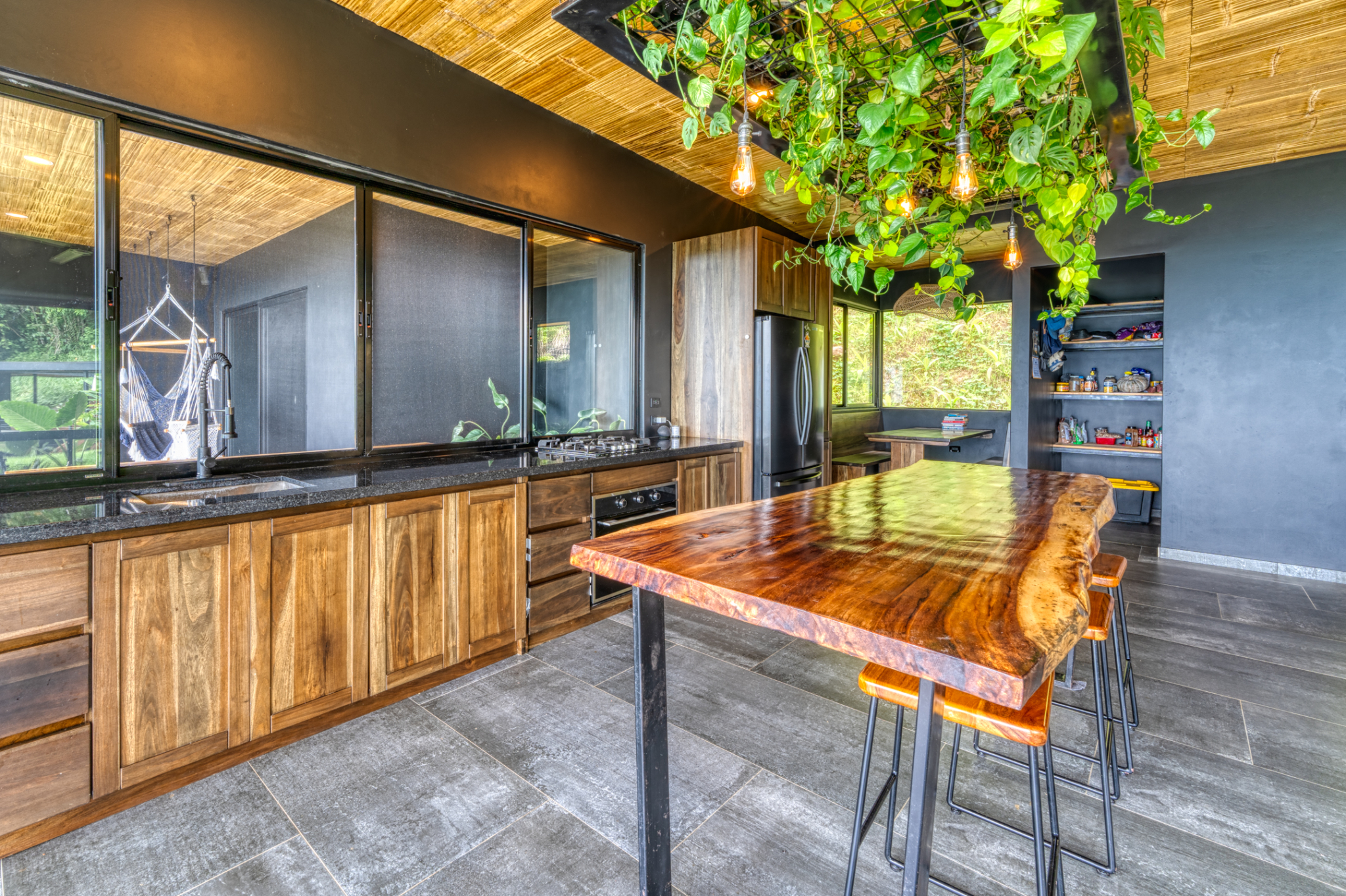 Home-32 Ocean View Estate with Guest House & Pool on 8+ acres in Portalon Costa Rica