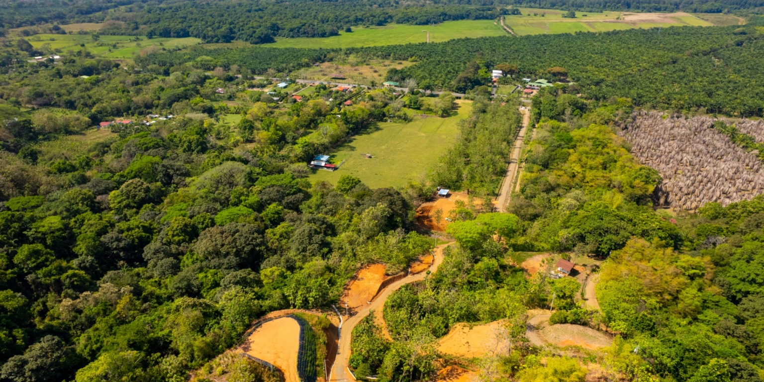 Ocean View Building Lots in the Hills above Matapalo Beach near Dominical Costa Rica