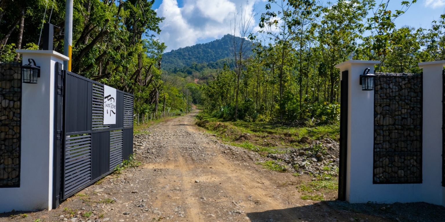 Ocean View Building Lots in the Hills above Matapalo Beach near Dominical Costa Rica