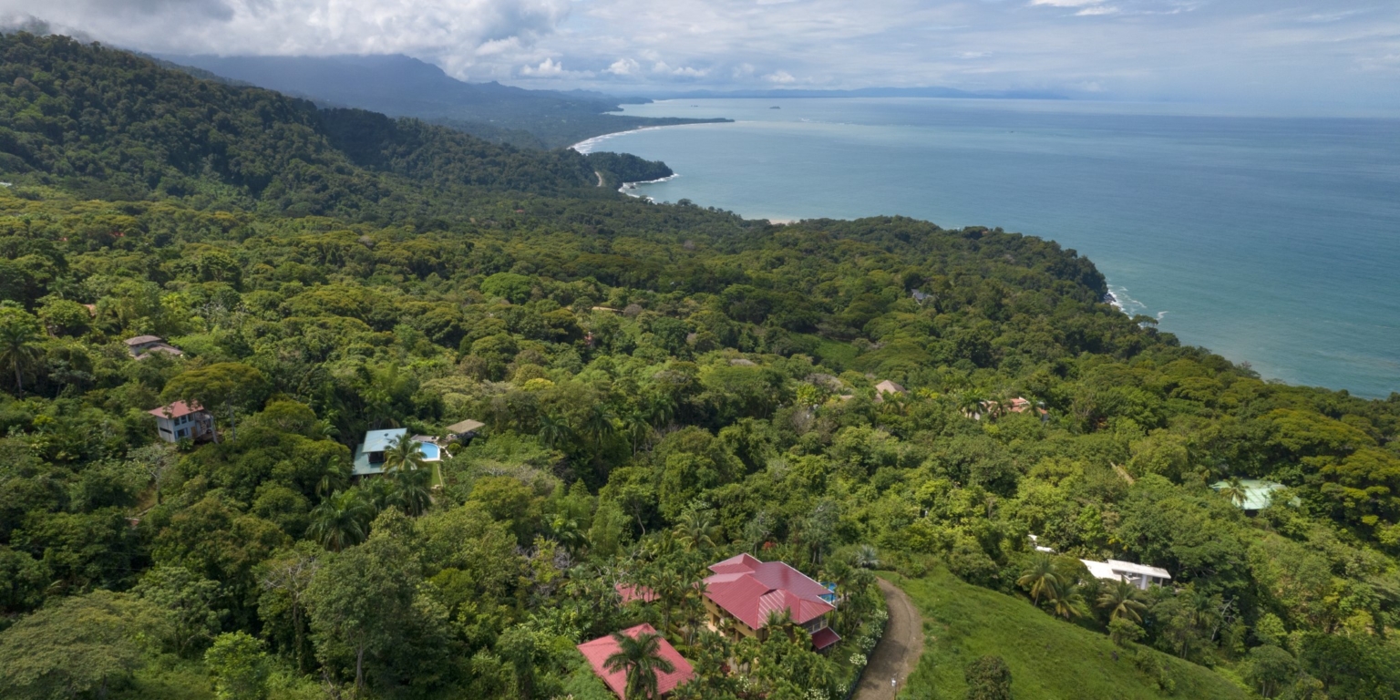 Tropical Resort-Style Ocean View Estate with Pool, 4-Bedroom Home & Guest House in Dominical Costa Rica Tropical Resort-Style Ocean View Estate with Pool, 4-Bedroom Home & Guest House in Dominical Costa Rica