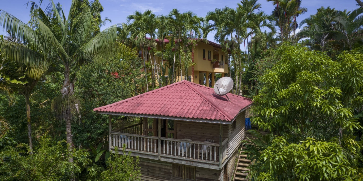 Tropical Resort-Style Ocean View Estate with Pool, 4-Bedroom Home & Guest House in Dominical Costa Rica Tropical Resort-Style Ocean View Estate with Pool, 4-Bedroom Home & Guest House in Dominical Costa Rica