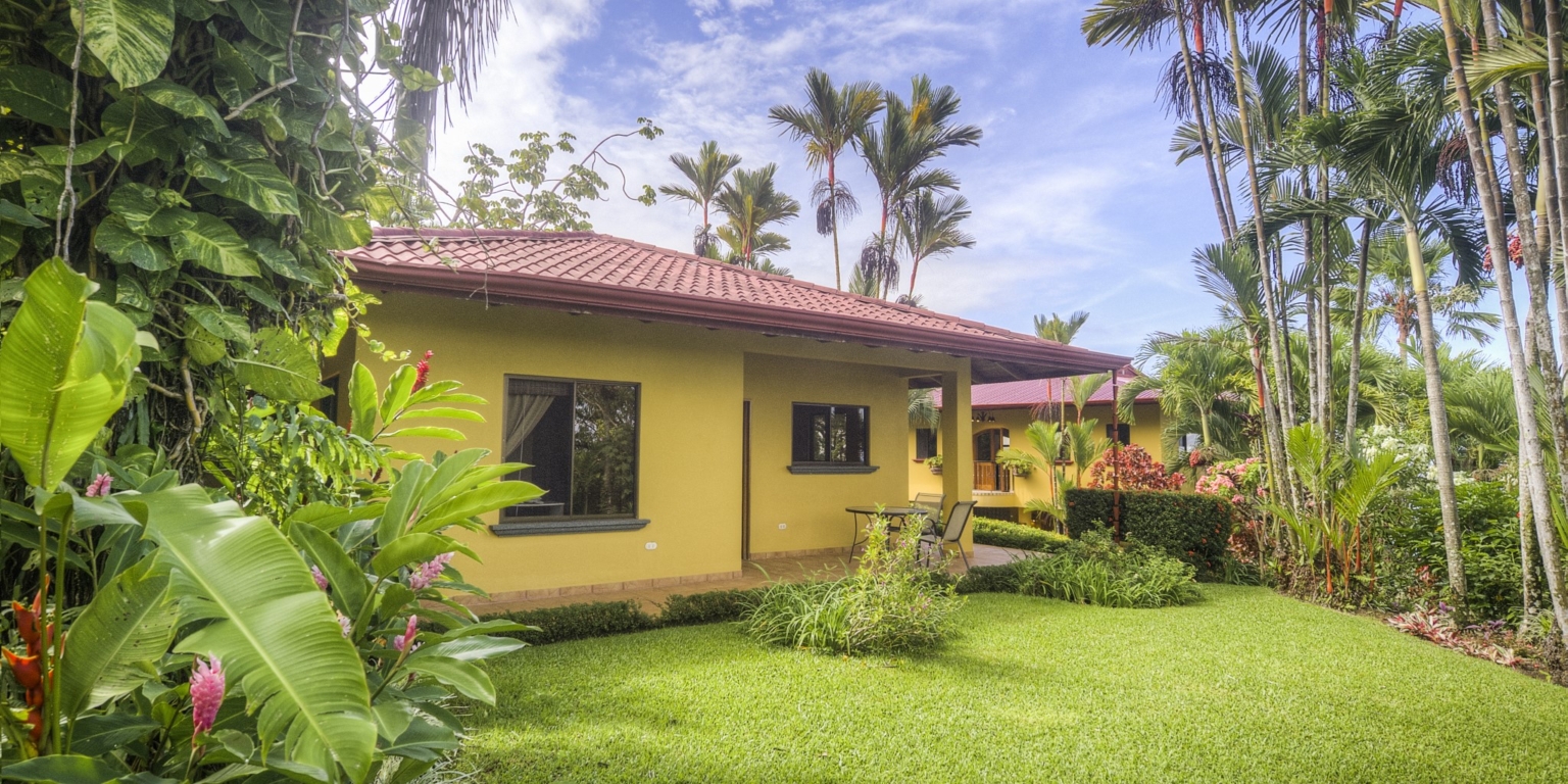 Tropical Resort-Style Ocean View Estate with Pool, 4-Bedroom Home & Guest House in Dominical Costa Rica Tropical Resort-Style Ocean View Estate with Pool, 4-Bedroom Home & Guest House in Dominical Costa Rica