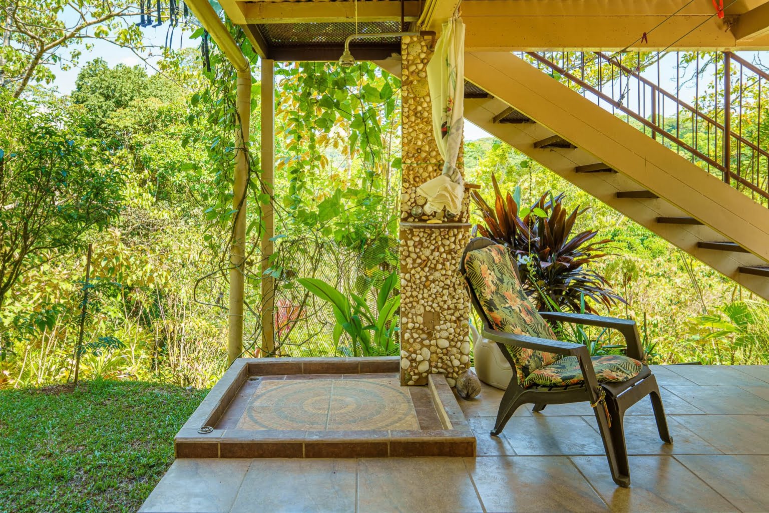 DSC08516-HDR Private Oasis 3-Bedroom Home in a Desirable Neighborhood in Ojochal Costa Rica