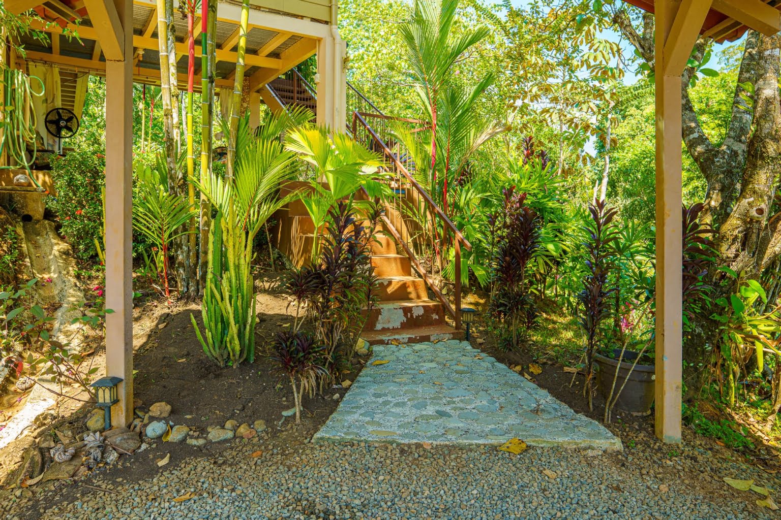 DSC08504-HDR Private Oasis 3-Bedroom Home in a Desirable Neighborhood in Ojochal Costa Rica