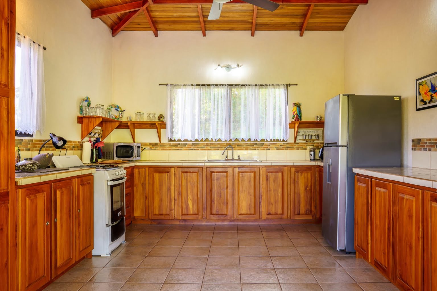 DSC08561-HDR Private Oasis 3-Bedroom Home in a Desirable Neighborhood in Ojochal Costa Rica