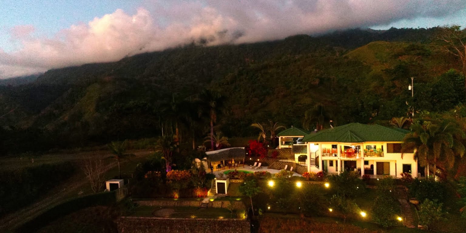 Relaxing & Elegant Beautiful 3-Bedroom Home with Mountain & Ocean Views in Chontales Costa Rica