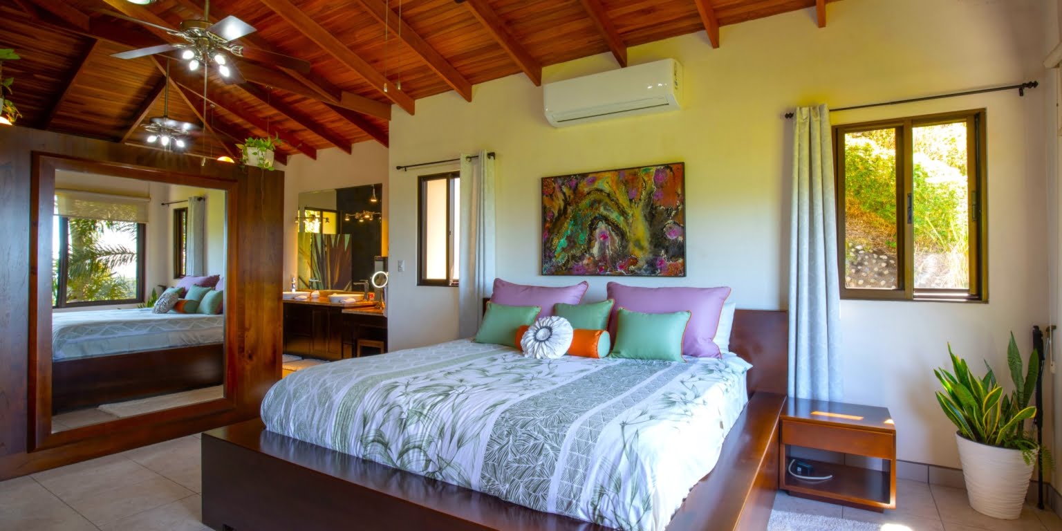 Relaxing & Elegant Beautiful 3-Bedroom Home with Mountain & Ocean Views in Chontales Costa Rica