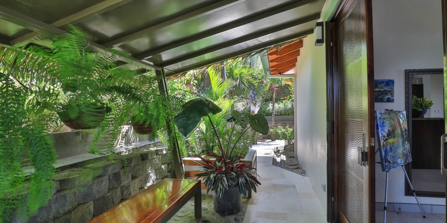 Beautiful 3-Bedroom Home with Mountain & Ocean Views in Chontales Costa Rica