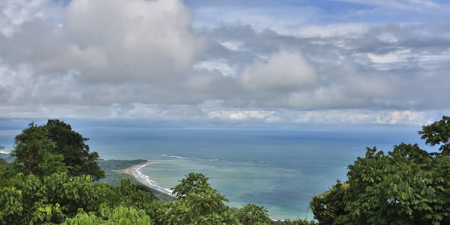 Stunning 4-Bedroom Luxury Home with Incredible Outdoor Space including Whale Tail View, Firepit & Infinity Pool in Costa Verde Estates above Dominicalito Costa Rica