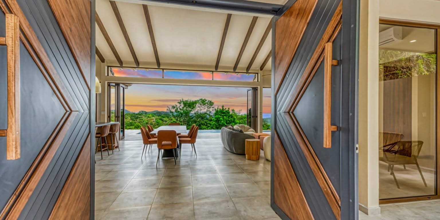 Stunning Brand New Luxury Ocean View 3-Bedroom Home with High-End Finishes in Ojochal Costa Rica Stunning Brand New Luxury Ocean View 3-Bedroom Home with High-End Finishes in Ojochal Costa Rica