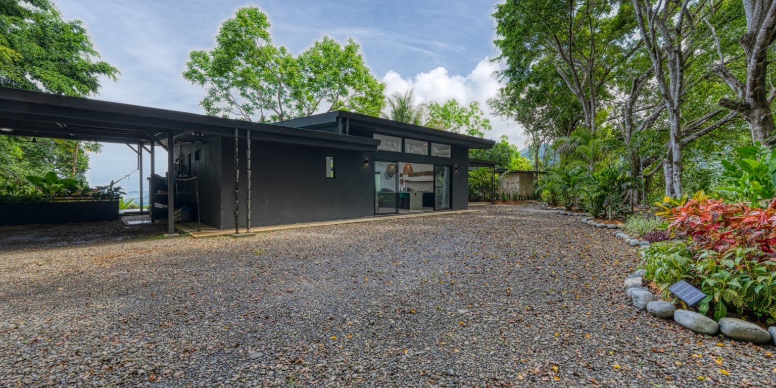Stunning Brand New Luxury Ocean View 3-Bedroom Home with High-End Finishes in Ojochal Costa Rica