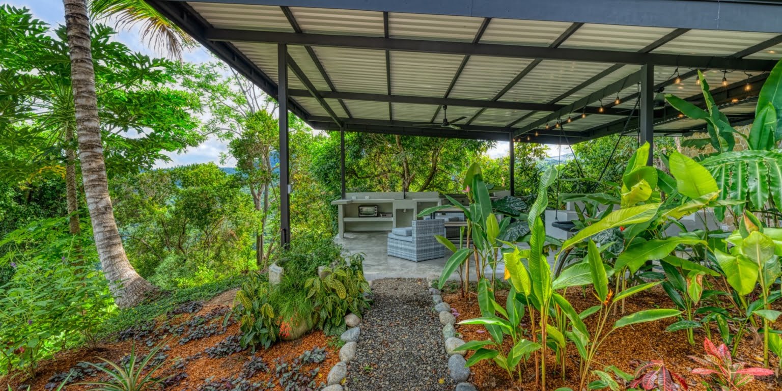 Stunning Brand New Luxury Ocean View 3-Bedroom Home with High-End Finishes in Ojochal Costa Rica