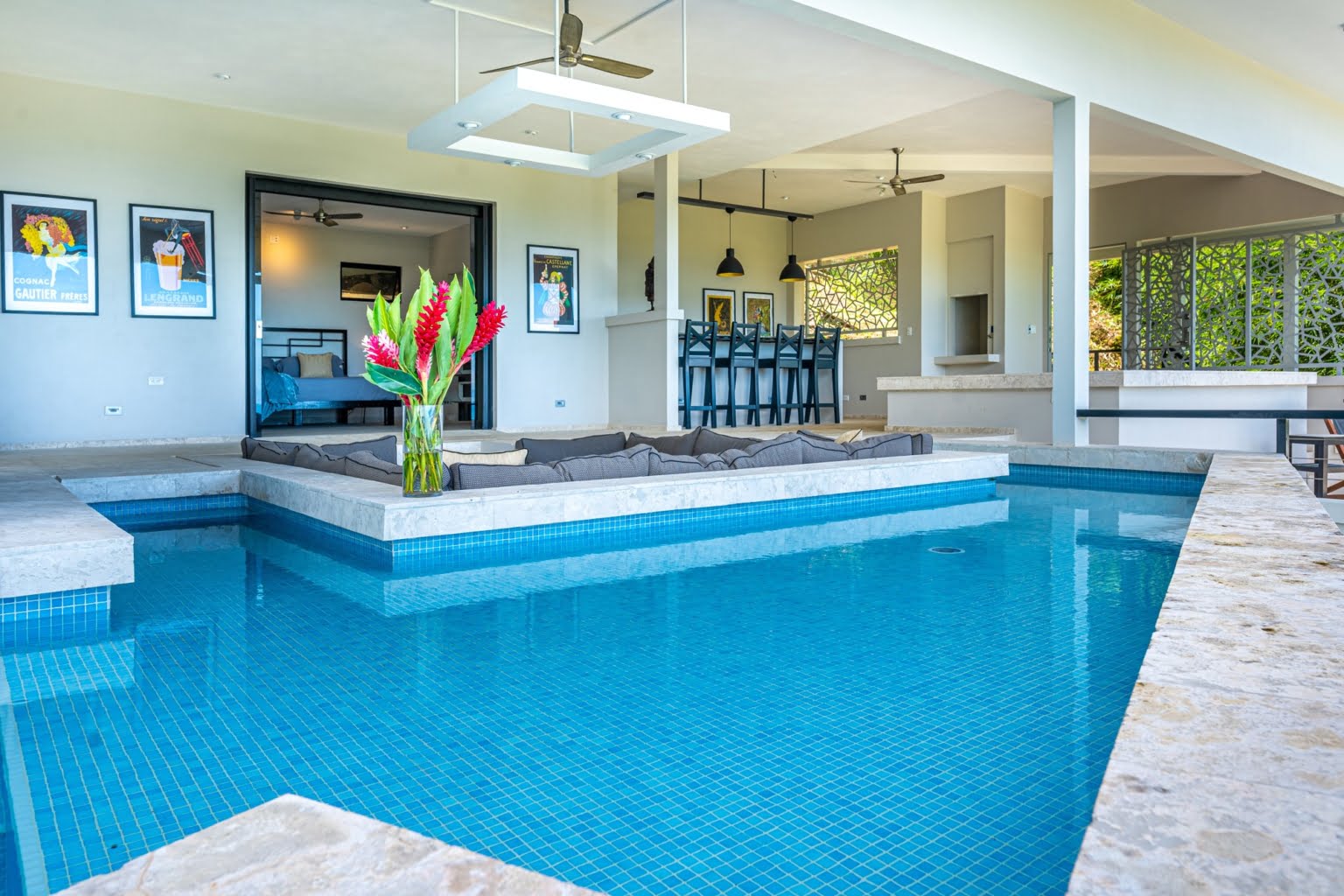 Luxury Ocean View 6-Bedroom Villa as an Exceptional Investment Opportunity