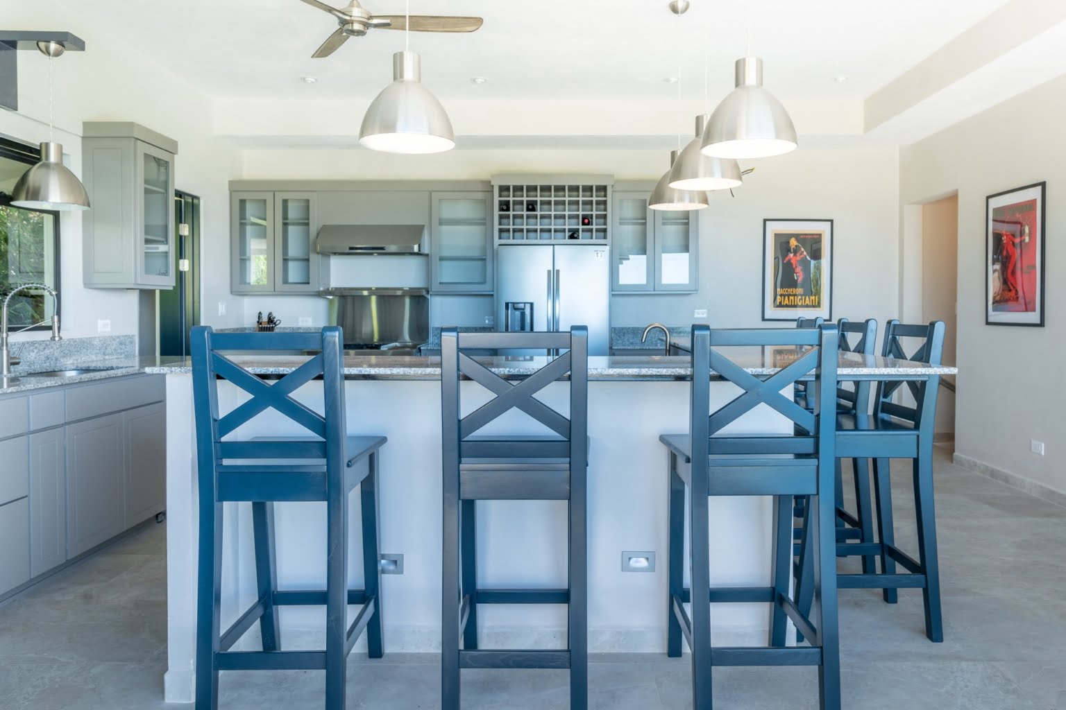 Luxury Ocean View 6-Bedroom Villa as an Exceptional Investment Opportunity