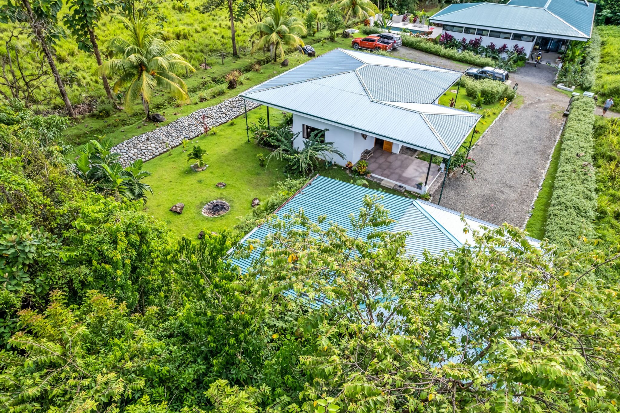 Bright & Peaceful 3-Bedroom Home with Separate Workshop/Office Space & Stunning Views of the Lush Mountains in Easy-Access Location in Ojochal Costa Rica Bright & Peaceful 3-Bedroom Home with Separate Workshop/Office Space & Stunning Views of the Lush Mountains in Easy-Access Location in Ojochal Costa Rica