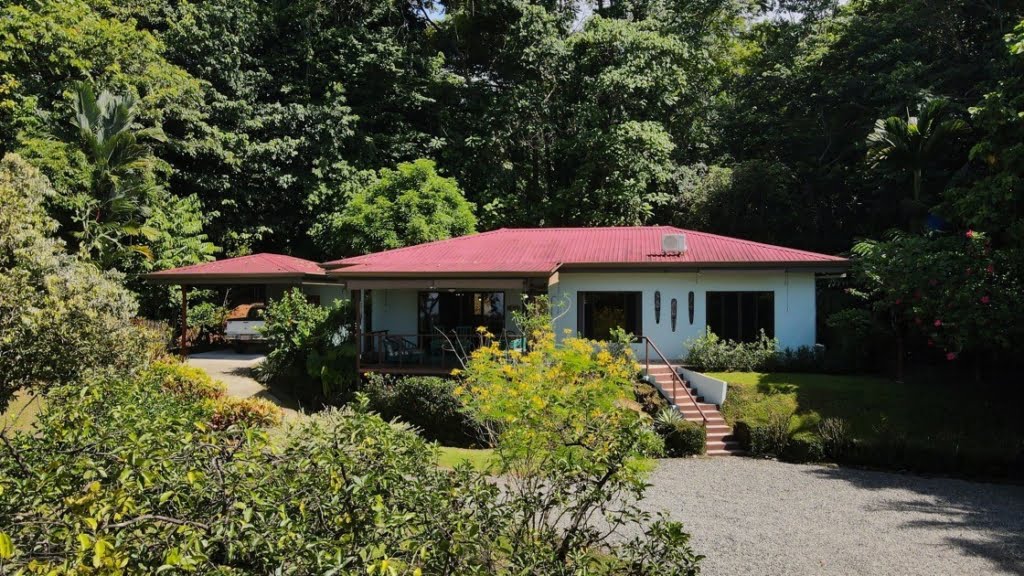Comfy 2-Bedroom Ocean View Home with Pool on 8.5 Acres near Playa Ventanas in Ojochal Costa Rica