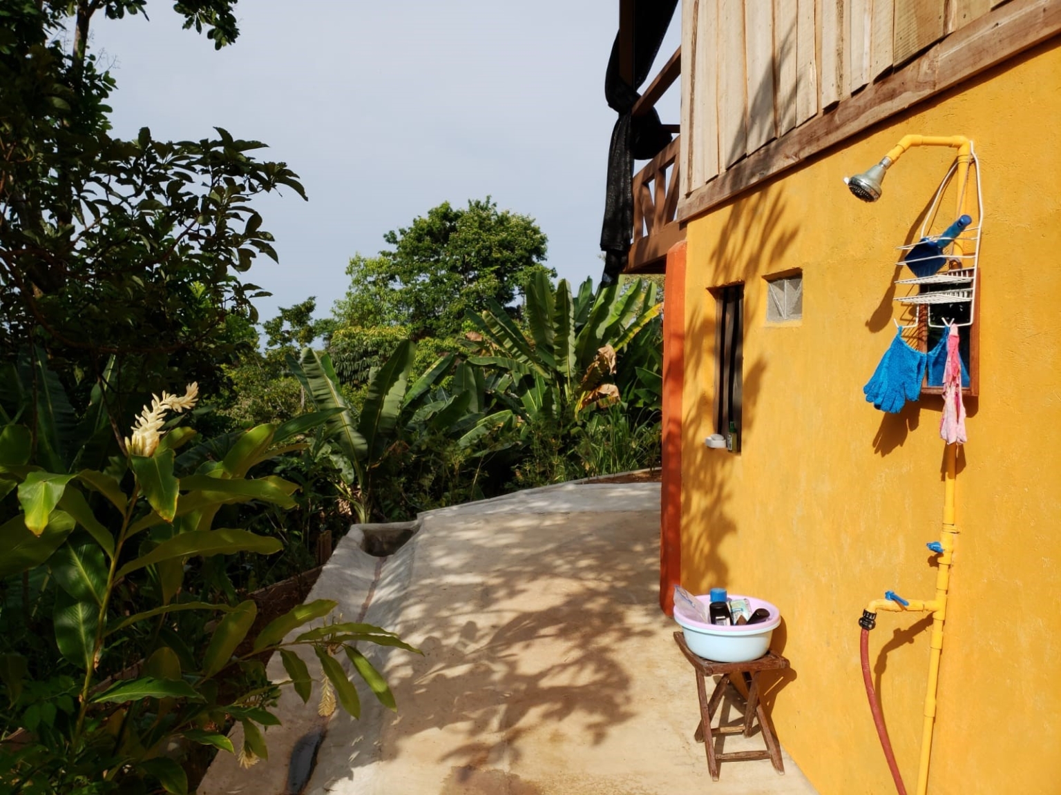 TR2 Cozy 1-Bedroom Open Home with Incredible Privacy & Simplicity on 2+ Acres in Tres Rios Costa Rica