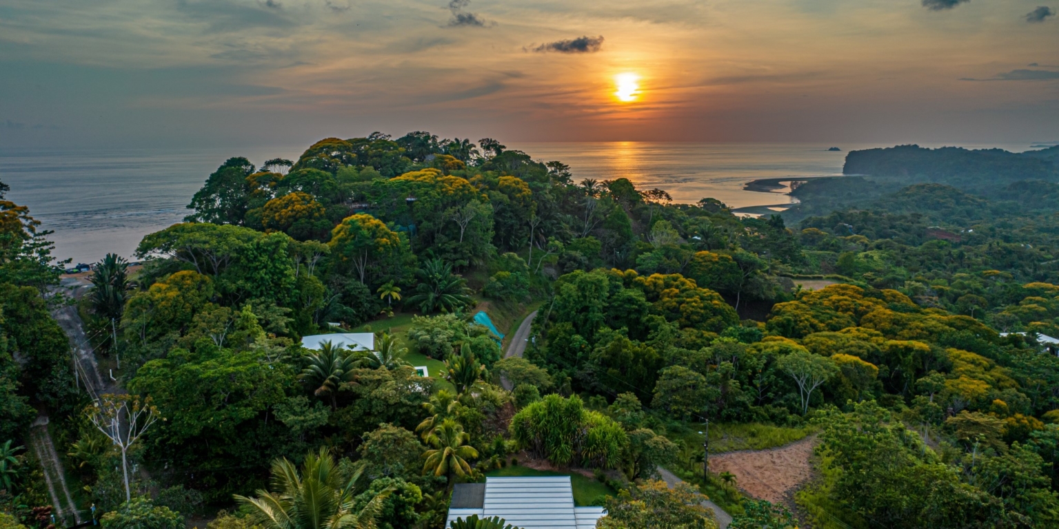 Stunning Mountain & Ocean View Home in Easy Access Location in Ojochal Costa Rica