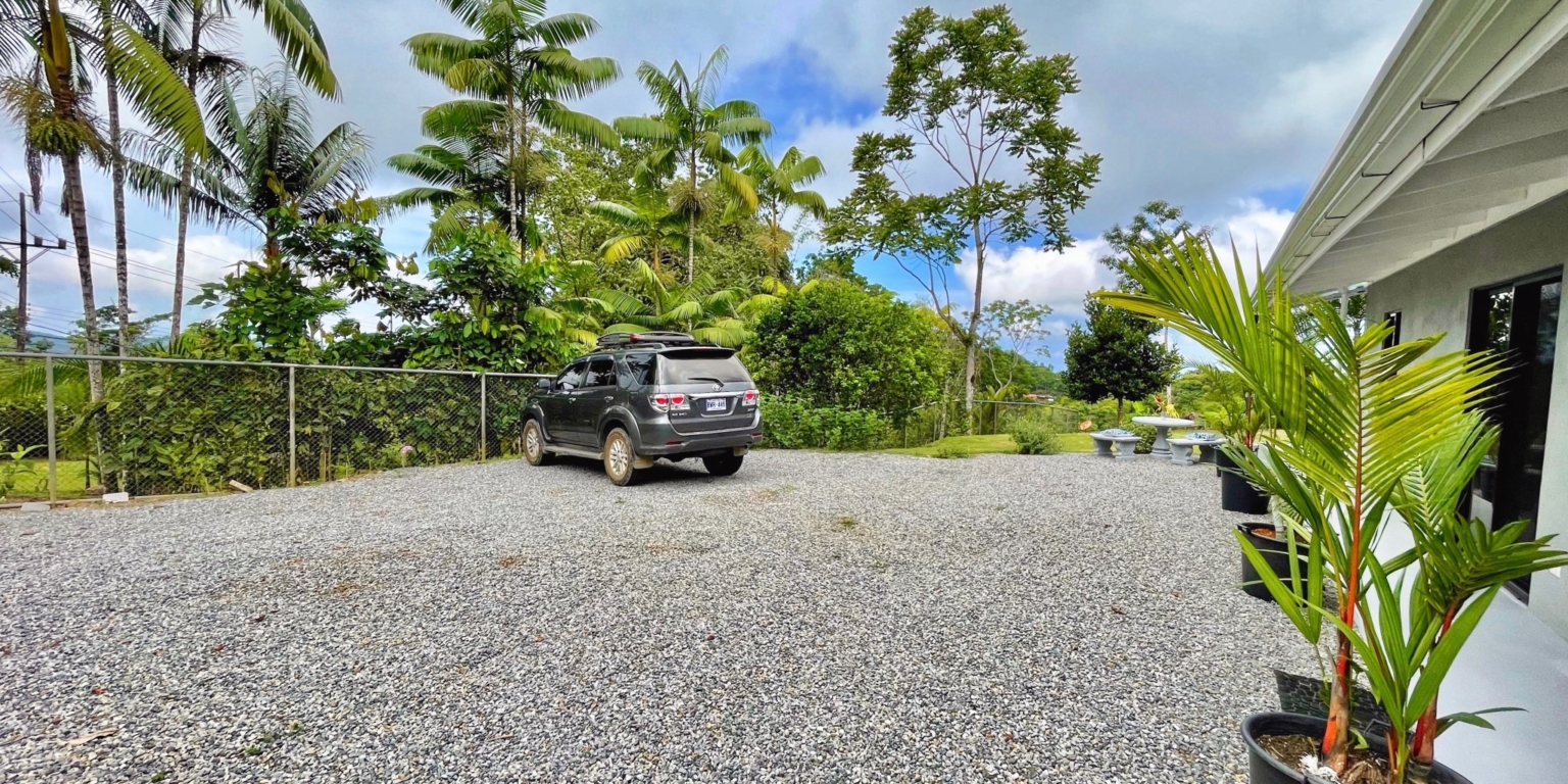 9 Renovated 2-Bedroom Home with Mountain Views & Small Ocean View, Easy Access with Commercial or Residential Usage Ready to Move in Tinamastes Costa Rica