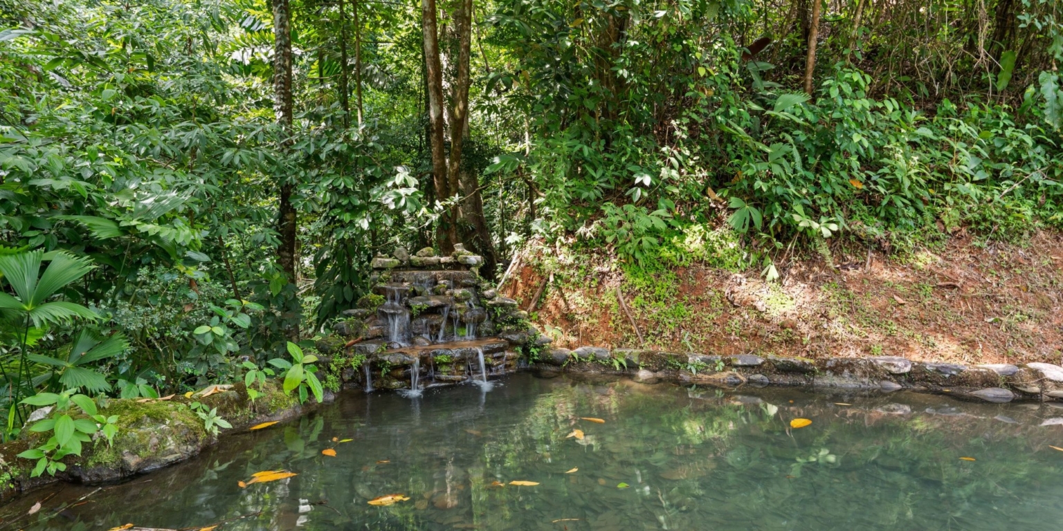Ojochal Estate Home and Property_43 Fully Renovated Ocean-View Estate Home with Pool, Guesthouse & Caretaker Cottage with Waterfall in Phase 4 Ojochal Costa Rica