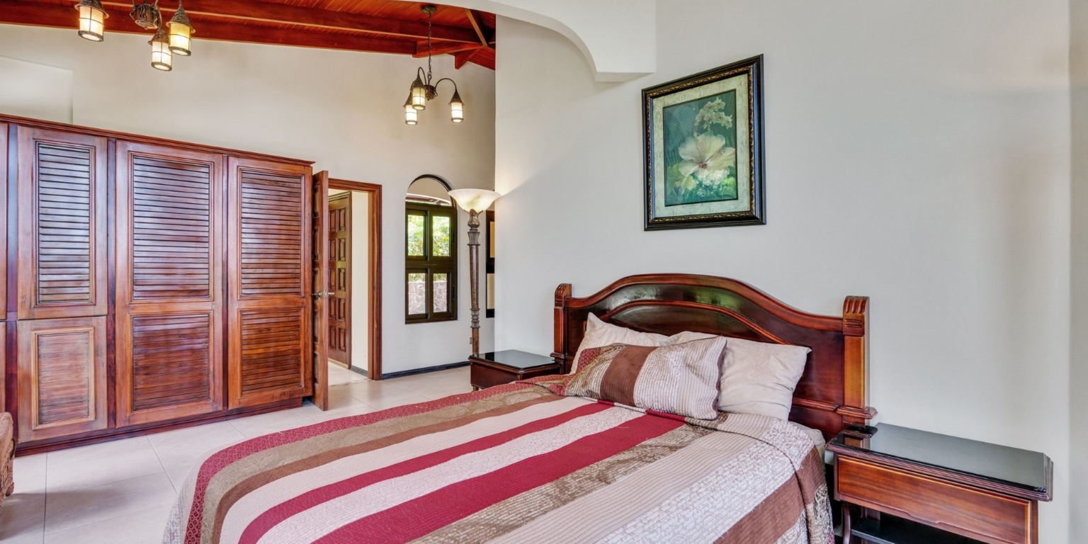 Ojochal Estate Home and Property_27 Fully Renovated Ocean-View Estate Home with Pool, Guesthouse & Caretaker Cottage with Waterfall in Phase 4 Ojochal Costa Rica