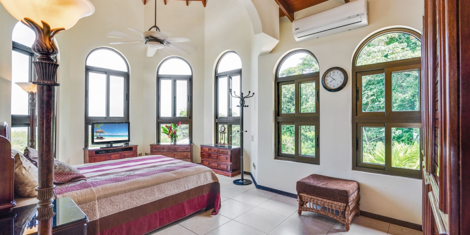 Ojochal Estate Home and Property_25 Fully Renovated Ocean-View Estate Home with Pool, Guesthouse & Caretaker Cottage with Waterfall in Phase 4 Ojochal Costa Rica