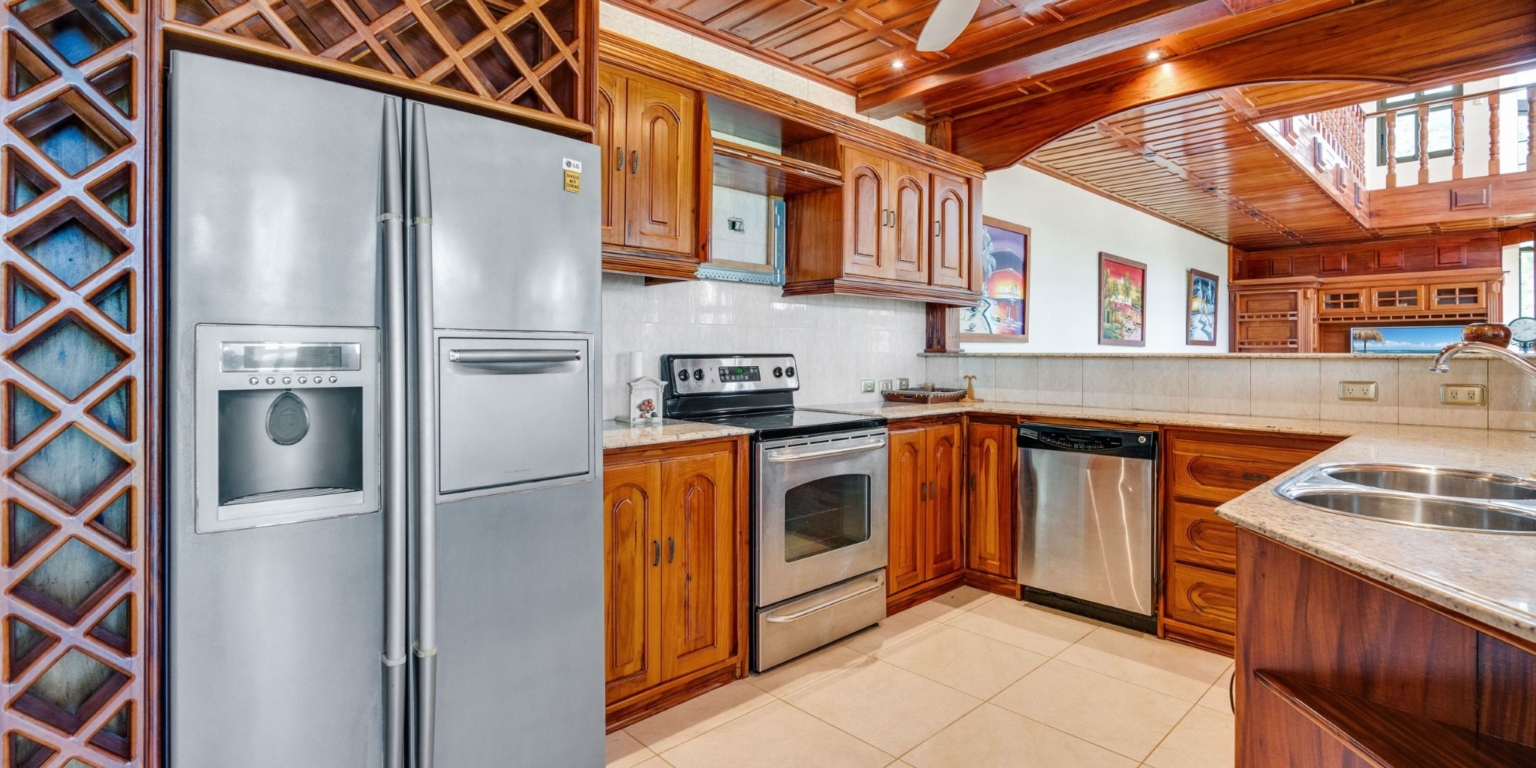 Ojochal Estate Home and Property_12 Fully Renovated Ocean-View Estate Home with Pool, Guesthouse & Caretaker Cottage with Waterfall in Phase 4 Ojochal Costa Rica