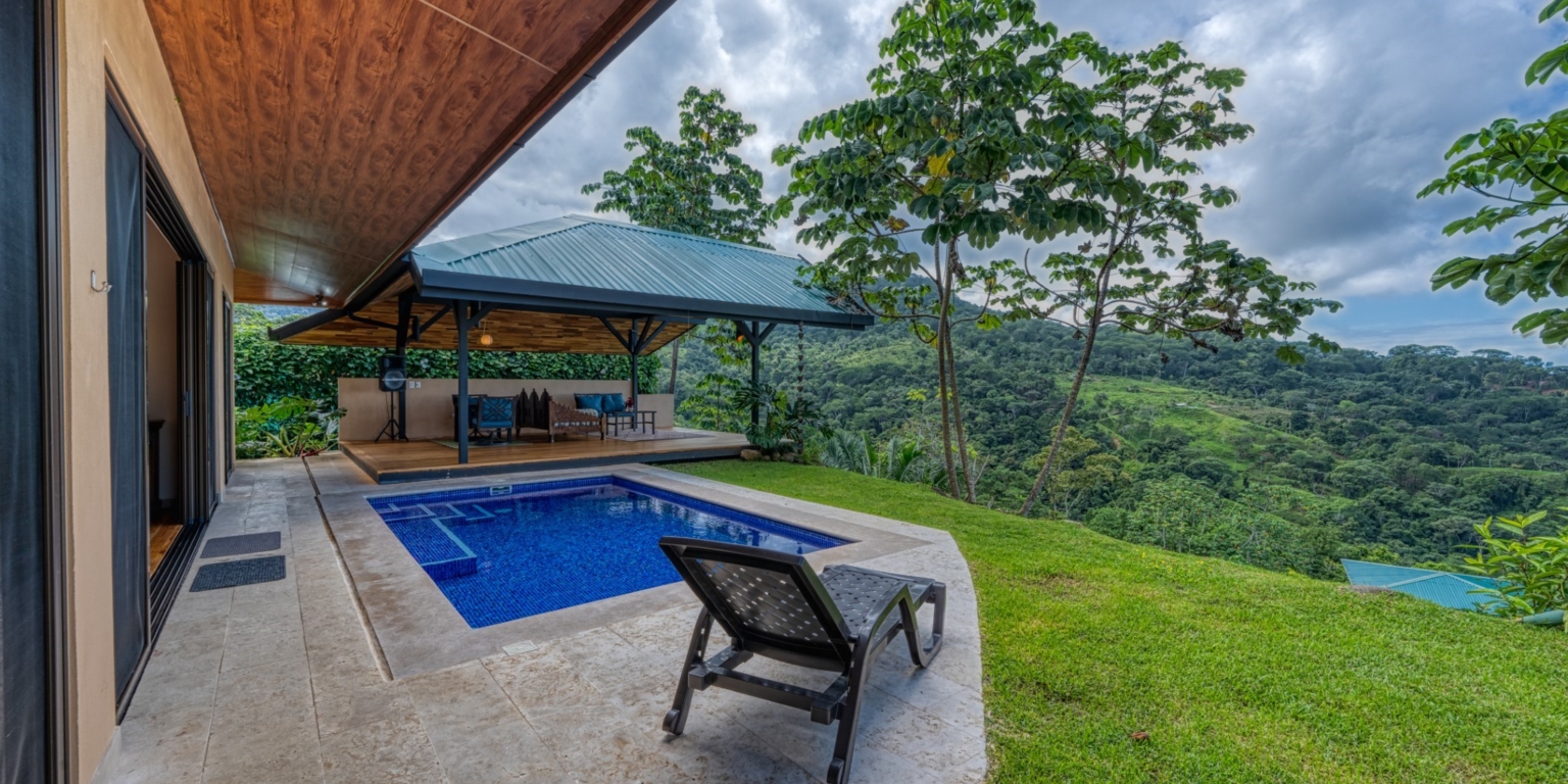 Home-36 Amazing Whale’s Tail & Ocean View 2-Bedroom Home with Perfect Tropical Living with Easy Access in Uvita Costa Rica
