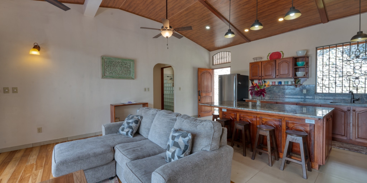 Home-29 Amazing Whale’s Tail & Ocean View 2-Bedroom Home with Perfect Tropical Living with Easy Access in Uvita Costa Rica